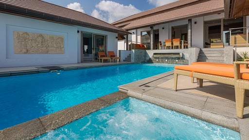 Villa Ganesh Piscina