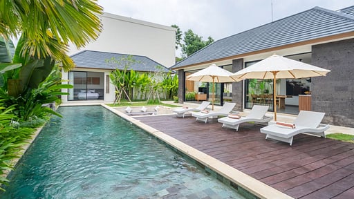 Villa Gantari Swimming pool