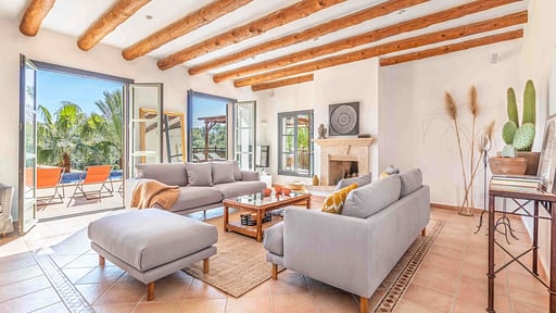 Garden Mar Living room