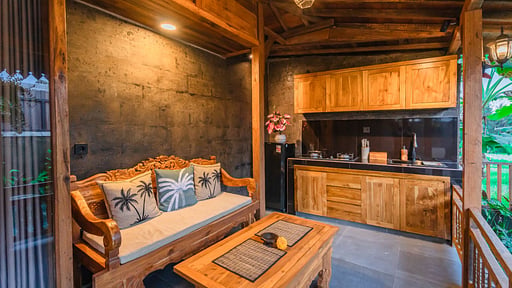 Villa Garis Laksmi Kayu West Living room