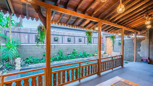 Villa Garis Laksmi Kayu West Terrace/Veranda