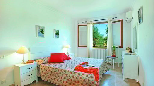 Villa Garriguer Bedroom 1