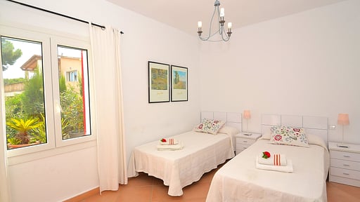 Villa Gaury Спальня 2