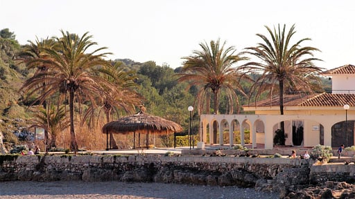 Villa Gaury Окрестности