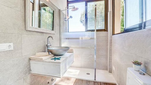 Villa Gavina Bedroom 1