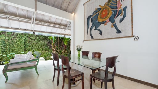 Villa Gembira Dining area