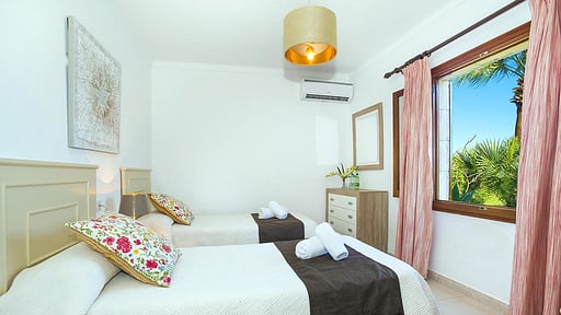 Villa Geranios Bedroom 2