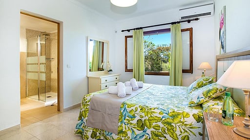 Villa Geranios Bedroom 1