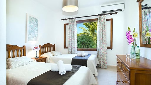 Villa Geranios Bedroom 3