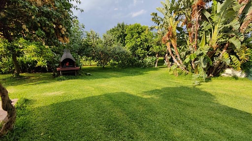 Villa Giardino Garden