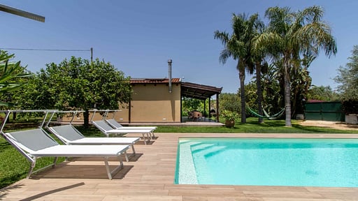 Villa Giardino Swimming pool