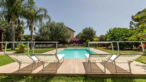 Villa Giardino Swimming pool