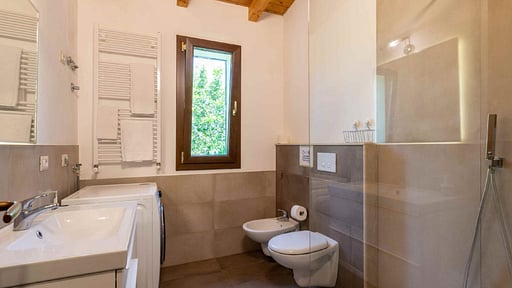 Villa Giardino Bedroom 2