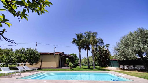 Villa Giardino Swimming pool