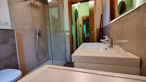 Villa Giardino Bedroom 2