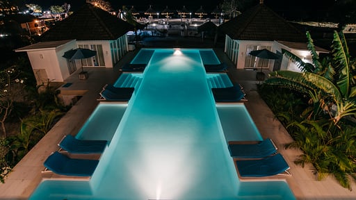 Villa Gili Bali Beach Schwimmbad 1