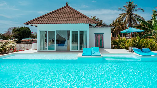 Villa Gili Bali Beach Schwimmbad 1