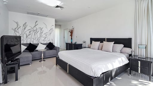 Villa Ginborn Bedroom 1