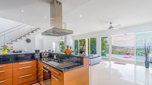 Villa Ginborn Kitchen