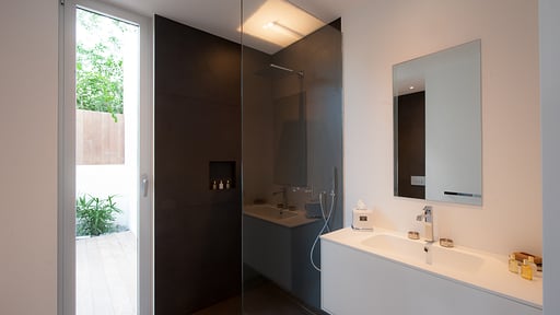 Villa Ginger Bedroom 3