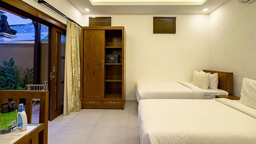 Villa Ginger Bedroom 4