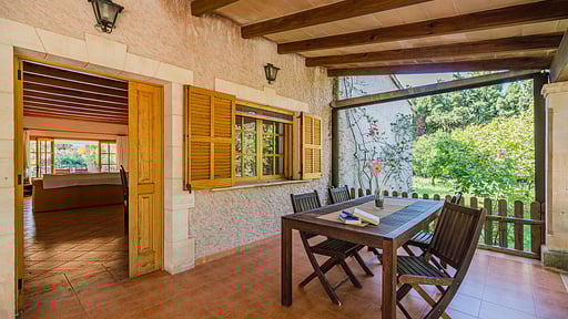 Manyani Terrace/Veranda