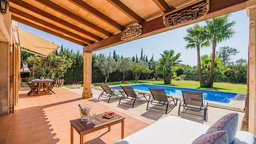 Manyani Terrace/Veranda