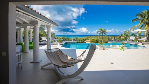 Villa Giselle Terrace/Veranda
