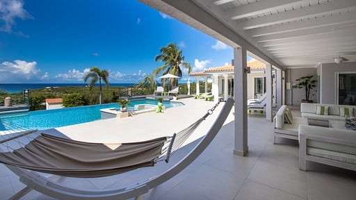 Villa Giselle Terrace/Veranda