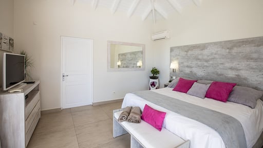 Villa Giselle Bedroom 2
