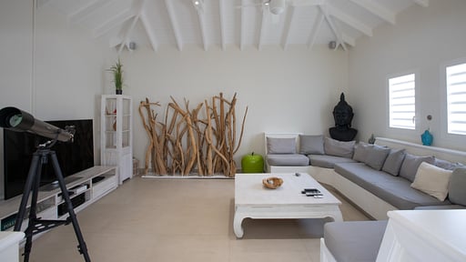 Villa Giselle Media room