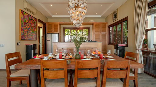 Villa Gita Segara Dining area
