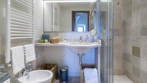 Villa Giulia Bedroom 1