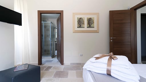 Villa Giulia Bedroom 3
