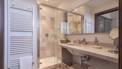 Villa Giulia Bedroom 6