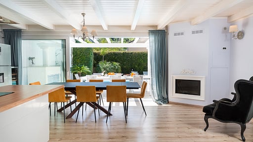Villa Giutitta Dining area