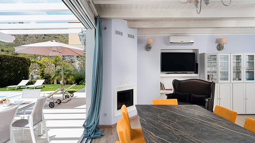 Villa Giutitta Dining area