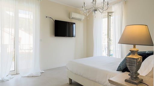 Villa Giutitta Bedroom 1