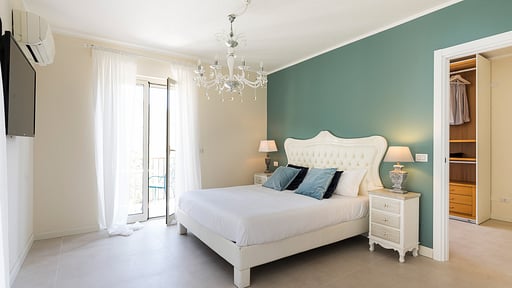 Villa Giutitta Bedroom 1