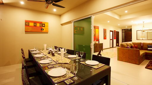 Villa Gold Dining area