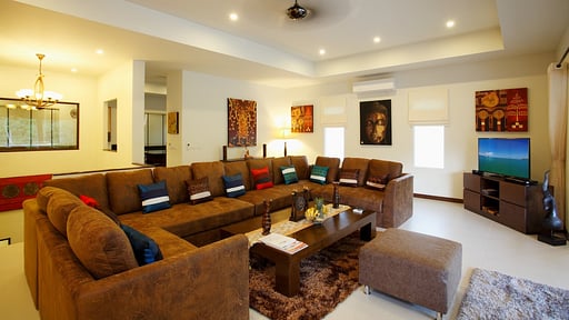 Villa Gold Living room