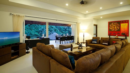 Villa Gold Living room