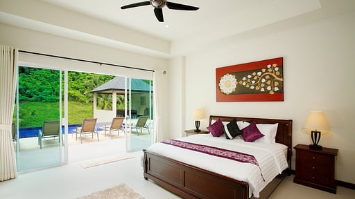 Villa Gold Bedroom 4