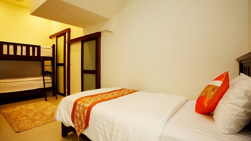 Villa Gold Bedroom 7