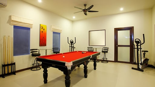 Villa Gold Billiard