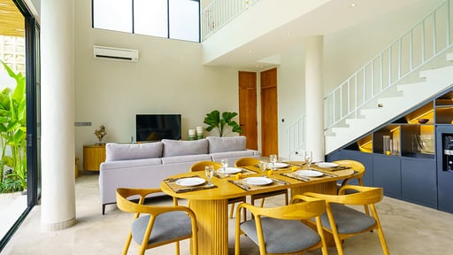 Villa Gosh Dining area