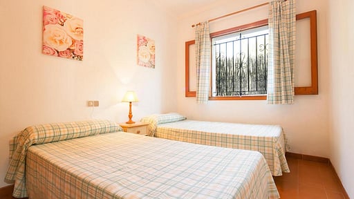 Villa Green Beryl Спальня 2