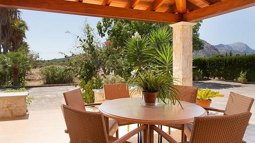 Villa Green Beryl Обеденная зона