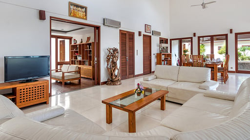 Villa Griya Atma Living room