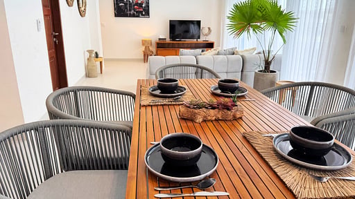 Villa Guapa Dining area